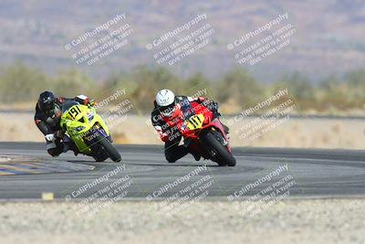 media/Dec-08-2024-CVMA (Sun) [[267e5a7075]]/Race 2-Amateur Supersport Open/